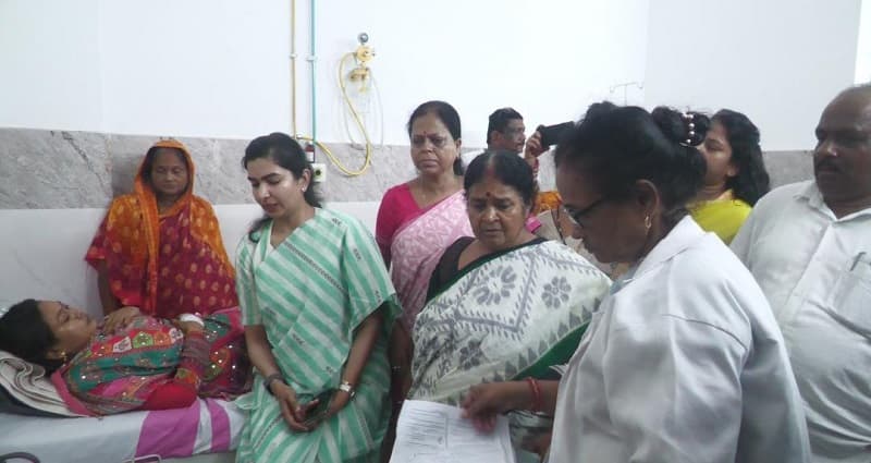 sOFIA fIRDOSHA MET WITH cHAMELI
