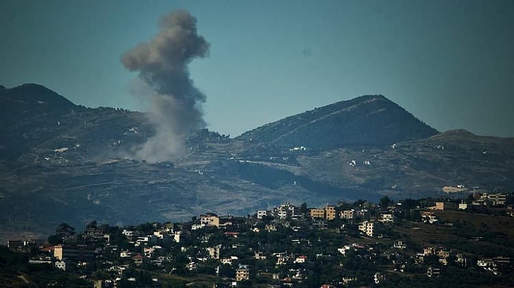 Israeli strikes kill 32 in Lebanon, threatening fragile US-Iran talks