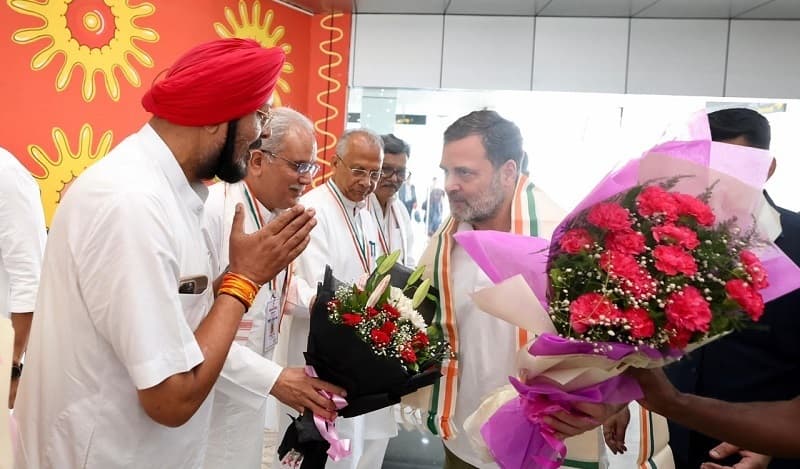 Rahul Gandhi conveyed a message of unity at the Congress training camp.