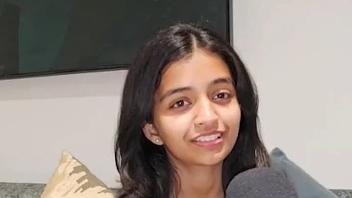 Ranchi girl becomes the national topper in the CBSE Class 12 exams, scoring 500 out of 500 marks.