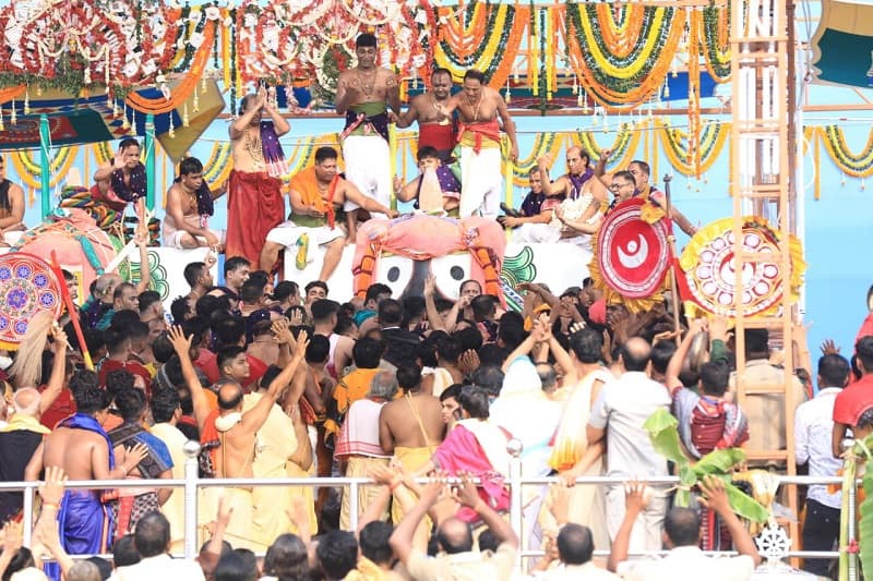 Lakhs of Devotees Witness Sacred Deva Snana Purnima of Lord Jagannath at Puri