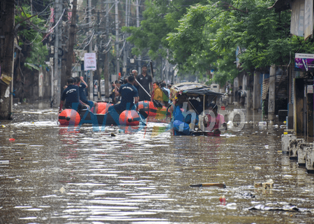 A population of 128,071 across seven districts in Assam remains affected by floods; two more bodies have been recovered, bringing the death toll to 87.