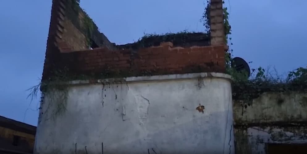 Six killed after 100-year-old house collapses in UP's Pratapgarh amid heavy rainfall
