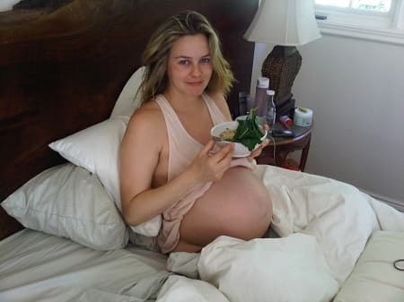 Alicia Silverstone shares ‘about to give birth’ throwback, says son Bear inspired her book ‘The Kind Mama’