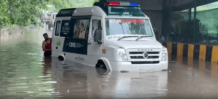 Heavy rain triggers waterlogging, traffic congestion across Delhi-NCR; IMD issues red alert