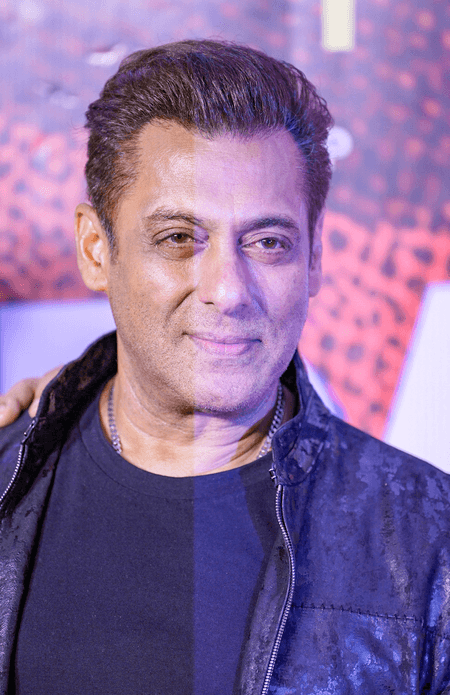 Cop deployed outside Salman Khan’s house collapses, dies