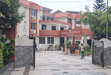 Jharkhand exam protest: Student delegation, govt meet for 2nd round of talks