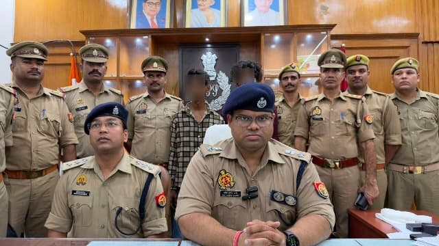 Up Crime Two Theft Arrested