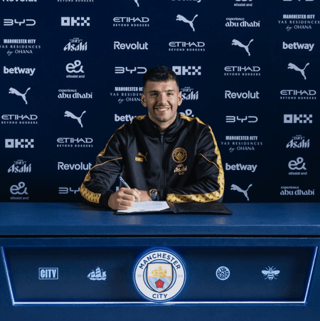 Man City sign goalkeeper Geronimo Rulli from Marseille on two-year deal