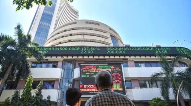 Stock market closes with mixed results; Sensex jumps 113 points, while Nifty dips 40 points.