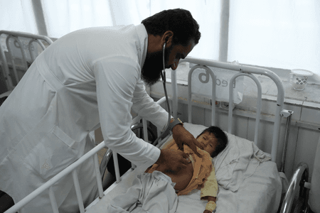 Malnutrition on rise in Afghanistan, Pakistan returnees increasing pressure: NGO