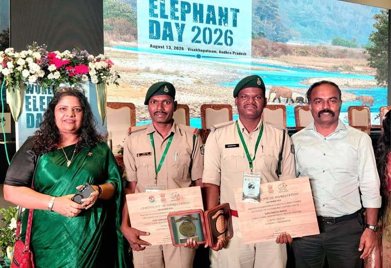 Mp Two Forest Guards Gaj Gaurav Award Outstanding