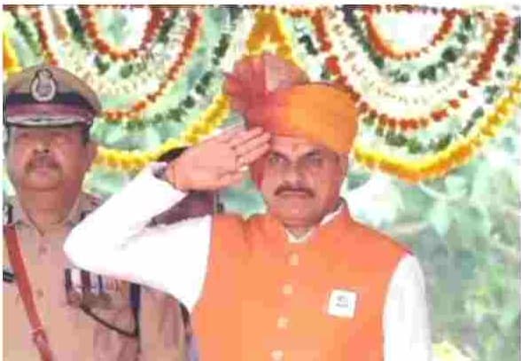 Cm Dr Mohan Yadav Hoisted The Tricolour At Lal Par