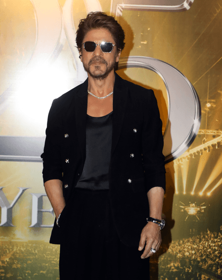 Shah Rukh Khan, Ajay Devgn, and Tiger Shroff under FDA scanner over Vimal advertisement