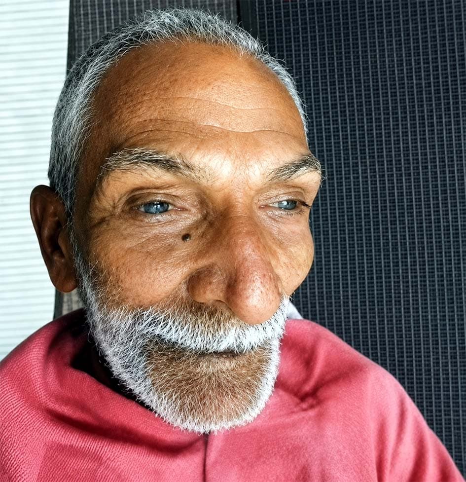 Elderly Man Attacked With Kni