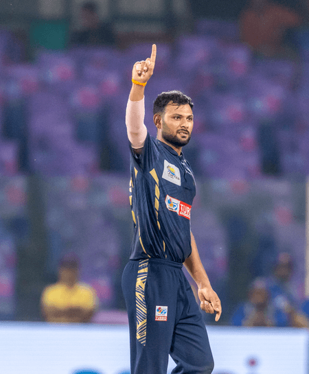 DPL 2026: 'I give equal importance to batting, bowling,' says Outer Delhi Warriors' Harsh Tyagi