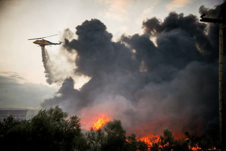 New hotspots emerge in Belgian wildfire, two firefighters hospitalised