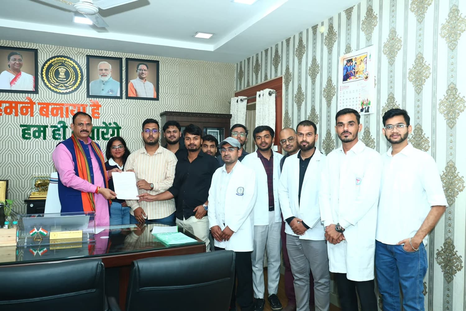 Intern Doctors Get Health Minister Jaiswal Decided