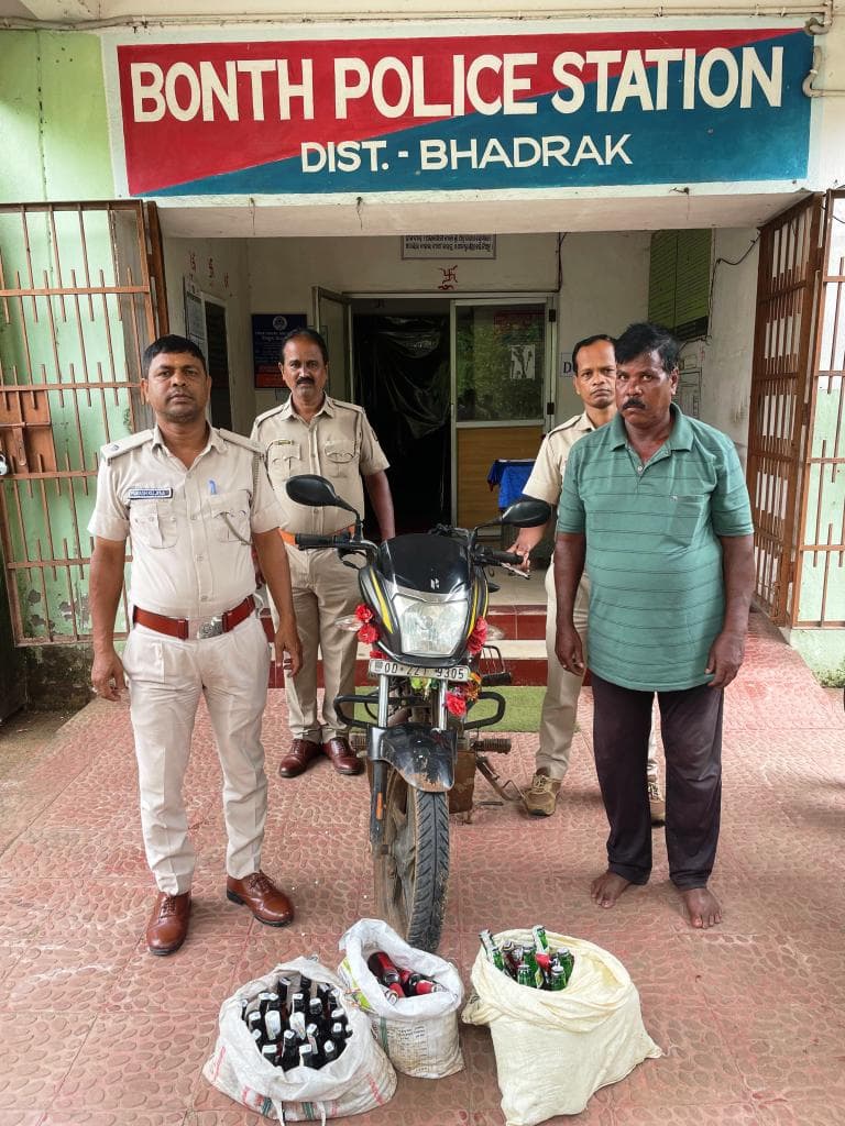 Liquor seized by Banta police
