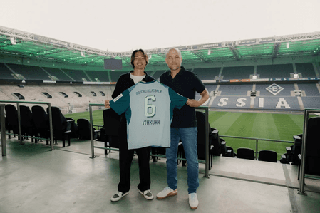 Japan defender Itakura returns to Borussia Monchengladbach from Ajax.