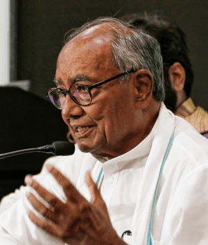 Digvijaya Singh urges MP CM to clear mortgage entries from farmers' land records