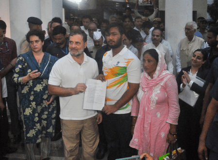 'Basis established for probe into police action': Congress after FIR on pellet gun complaint