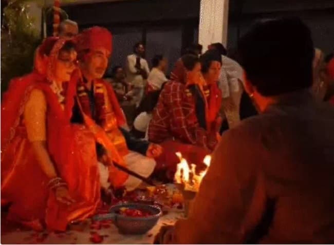 Mp Ujjain Three Couples Spain England Married Hind