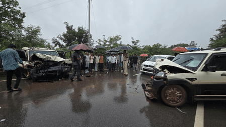 Speeding vehicle rams Chhattisgarh minister Kedar Kashyap’s convoy, six injured