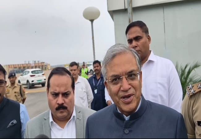 Up Lucknow Cec Gyanesh Kuamar Visit Gen Z