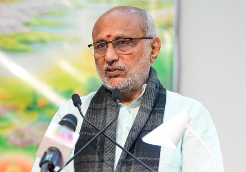 Vice President visits Andhra Pradesh; receives warm welcome at the airport.
