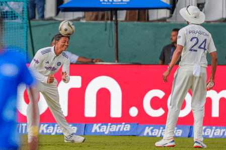 2nd Test: India land early blows as Krishna, Suthar strike in fading light