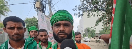 RJD chief fan walks to Patna carrying Gangajal for 'Lord Lalu Yadav'