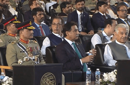 Report slams Pakistan’s civilian leadership for turning 'democracy into a joke’
