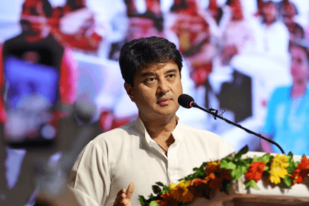 Govt inaugurates 14 renovated Post Office buildings, rolls out upgraded apps