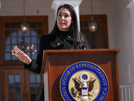 US bill targets foreign-paid influencers