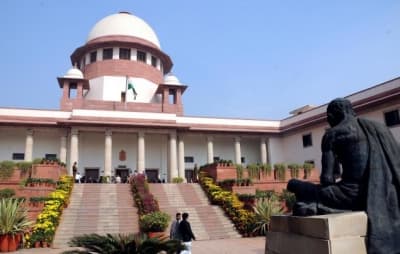 Illegal constructions at Lucknow court premises have to be demolished, rules SC
