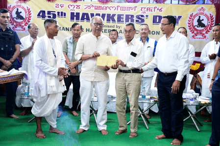 Manipur CM thanks Naga, Kuki communities for ensuring smooth movement of inter-state buses