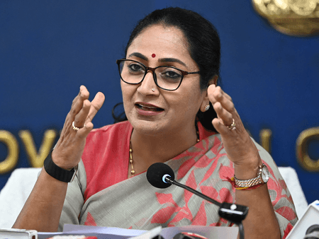 Delhi CM reviews H1N1 cases; Health Minister says situation ‘under control’