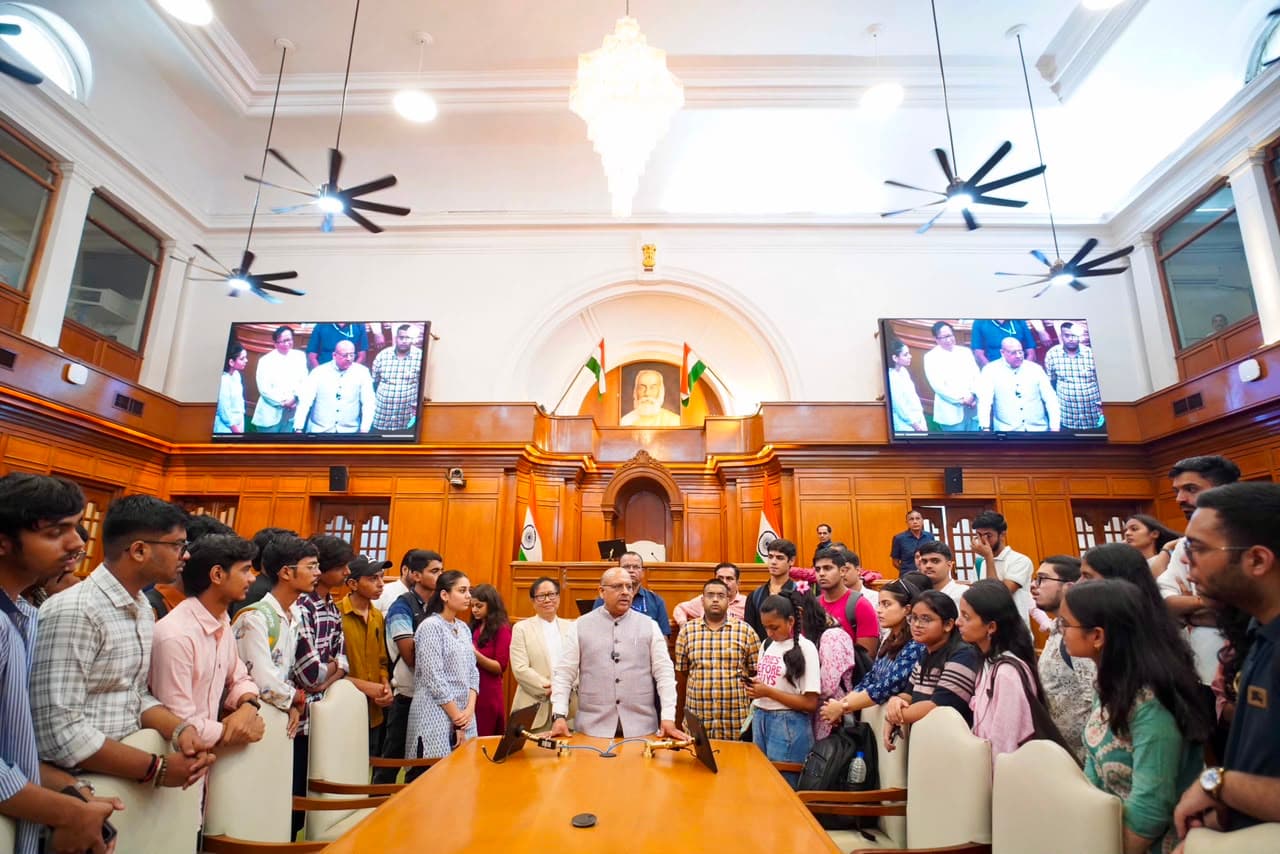 Dl Vijender Gupta Calls Youth