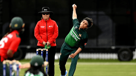 Pakistan fast bowler Aimen Anwar retires from international cricket