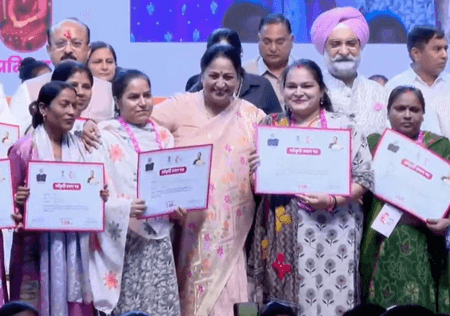 CM Gupta launches Delhi Lakshmi Yojana, says 'until women progress, nation's problems can't be solved'