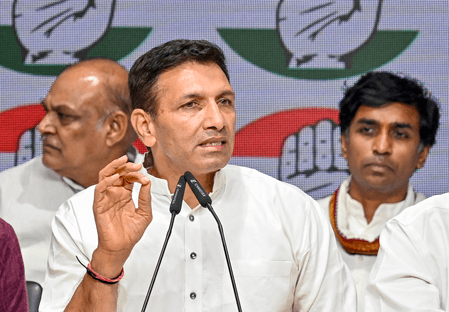 Congress demands dismissal of MP govt over refusal to prosecute Minister Vijay Shah
