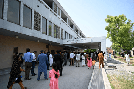 Pakistan: Concerns grow over safety standards after death of 15 newborns at Islamabad hospital