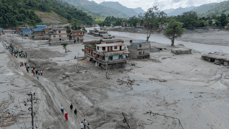 Nepal flood death toll reaches 469 as 977 remain out of contact