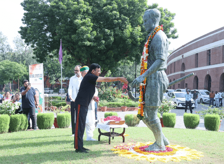 Sports Min Mandaviya leads National Sports Day celebrations at Major Dhyan Chand Stadium