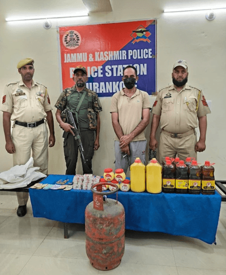 J&K: Poonch Police crack theft case, arrest suspect and recover stolen property worth lakhs