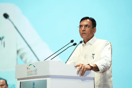 Minister Mandaviya urges investors to explore Gujarat’s opportunities in green hydrogen