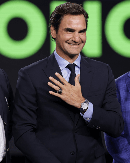 Federer receives Hall of Fame ring during special US Open return