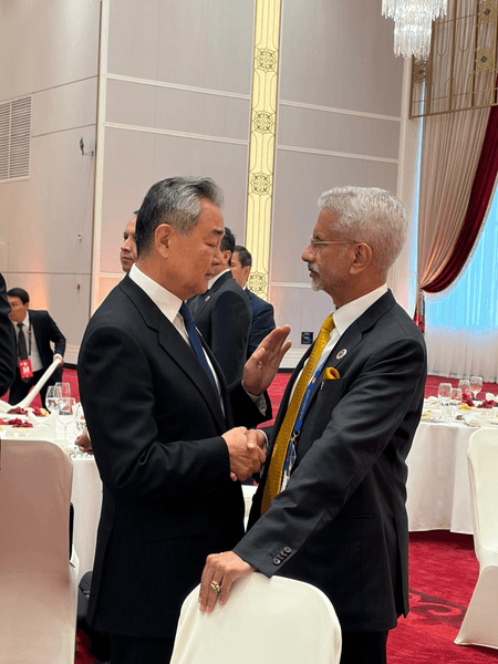 EAM Jaishankar meets FMs of several SCO nations on sidelines of Bishkek summit
