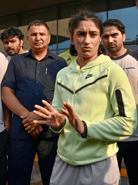 Delhi HC seeks WFI stand on Vinesh Phogat's plea against show-cause notices